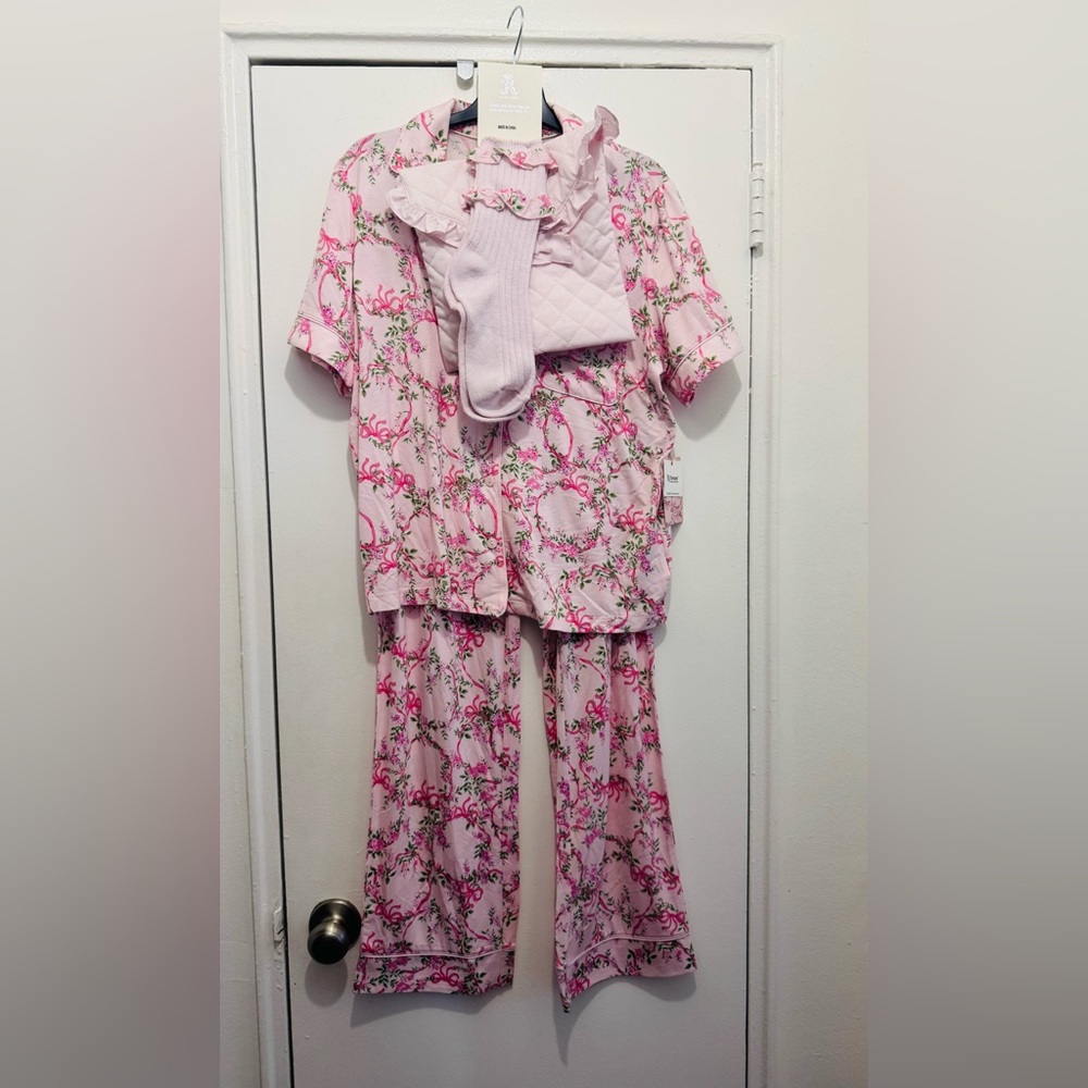 Rachel Ashwell luxury pink bow & flowers short sleeve modal pajamas set